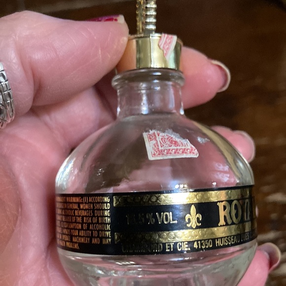 EMPTY fun Collectible small whiskey bottle with crown top - Picture 6 of 9